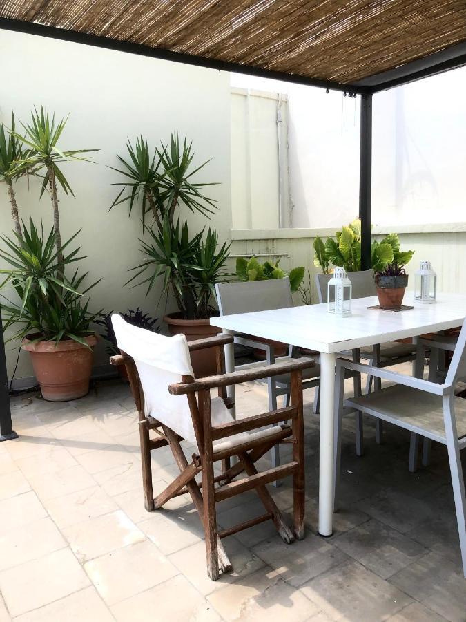 Mid Century 3 Bdr City Centre Townhouse Atena Exterior foto